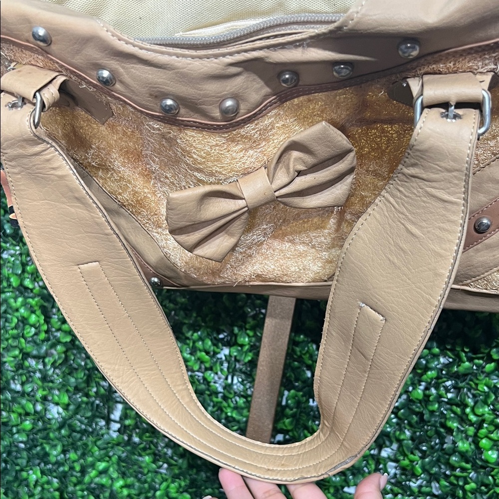 Elegant Tan Women's Bag with Bow Accent Gambas Craft Bohemian NWT - Picture 4 of 14